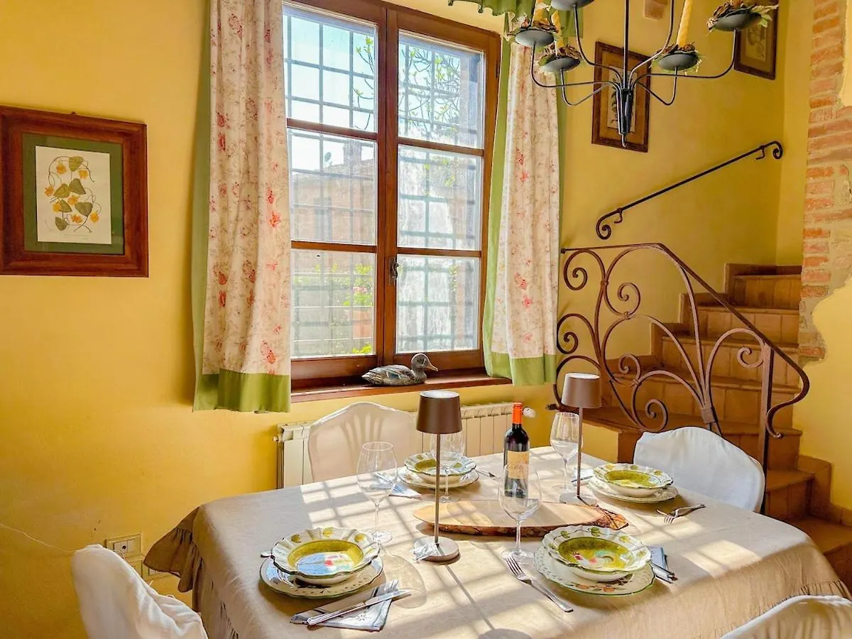 Country Charm & Jacuzzi Villa Camporsevoli