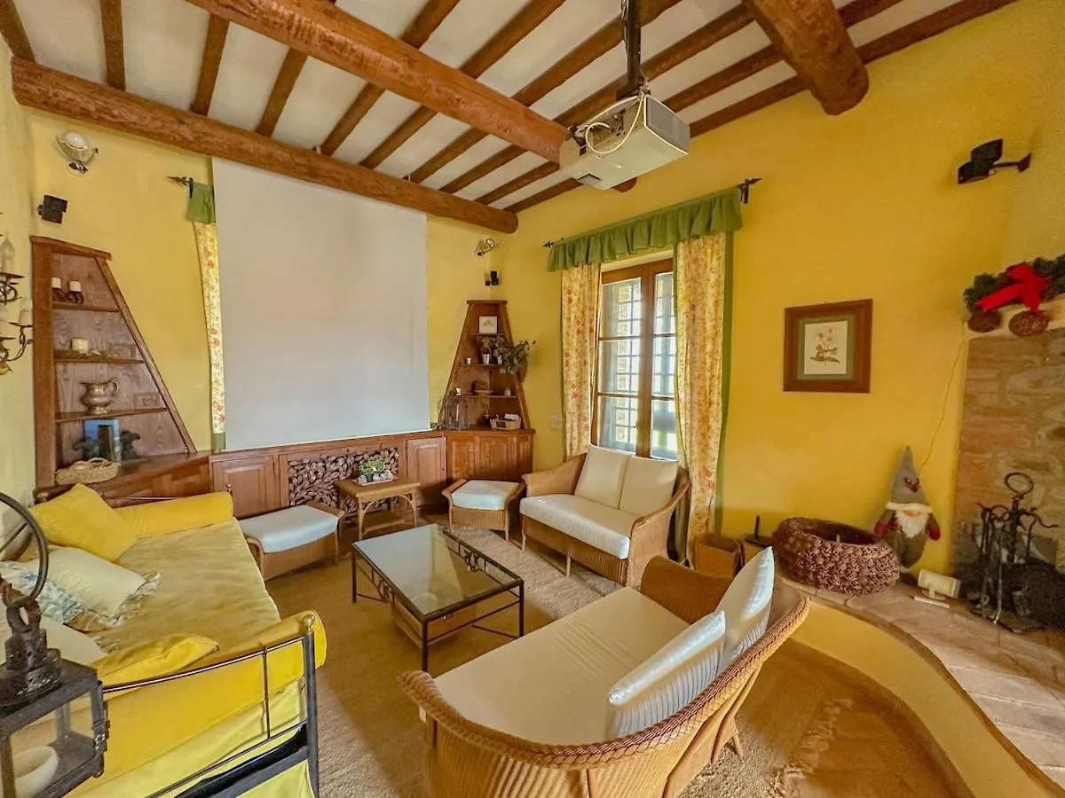 Country Charm & Jacuzzi Villa Camporsevoli