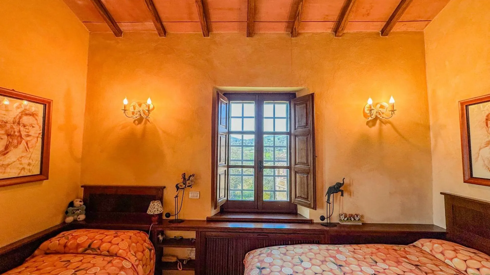 Country Charm & Jacuzzi Villa Camporsevoli 0*,