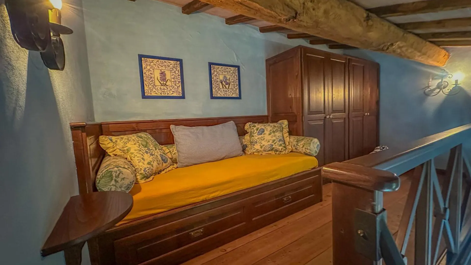 Country Charm & Jacuzzi Villa Camporsevoli Holiday home