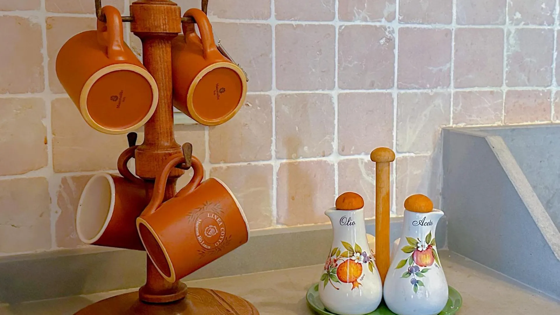 Country Charm & Jacuzzi Villa Camporsevoli